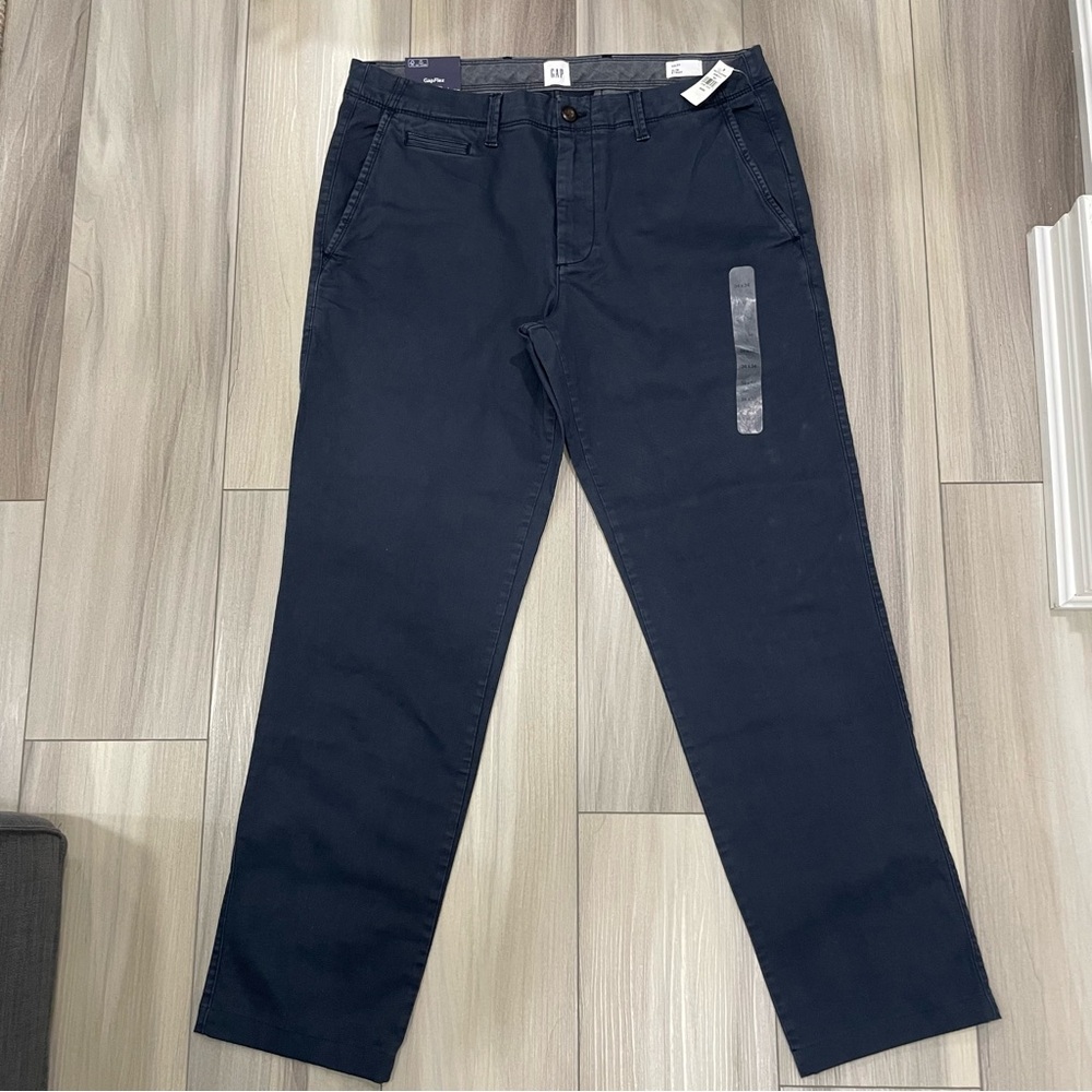 NWT GAP Navy Blue Gap Flex Mid Rise Slim Fit 34 x 34 Khakis Cotton with Stretch